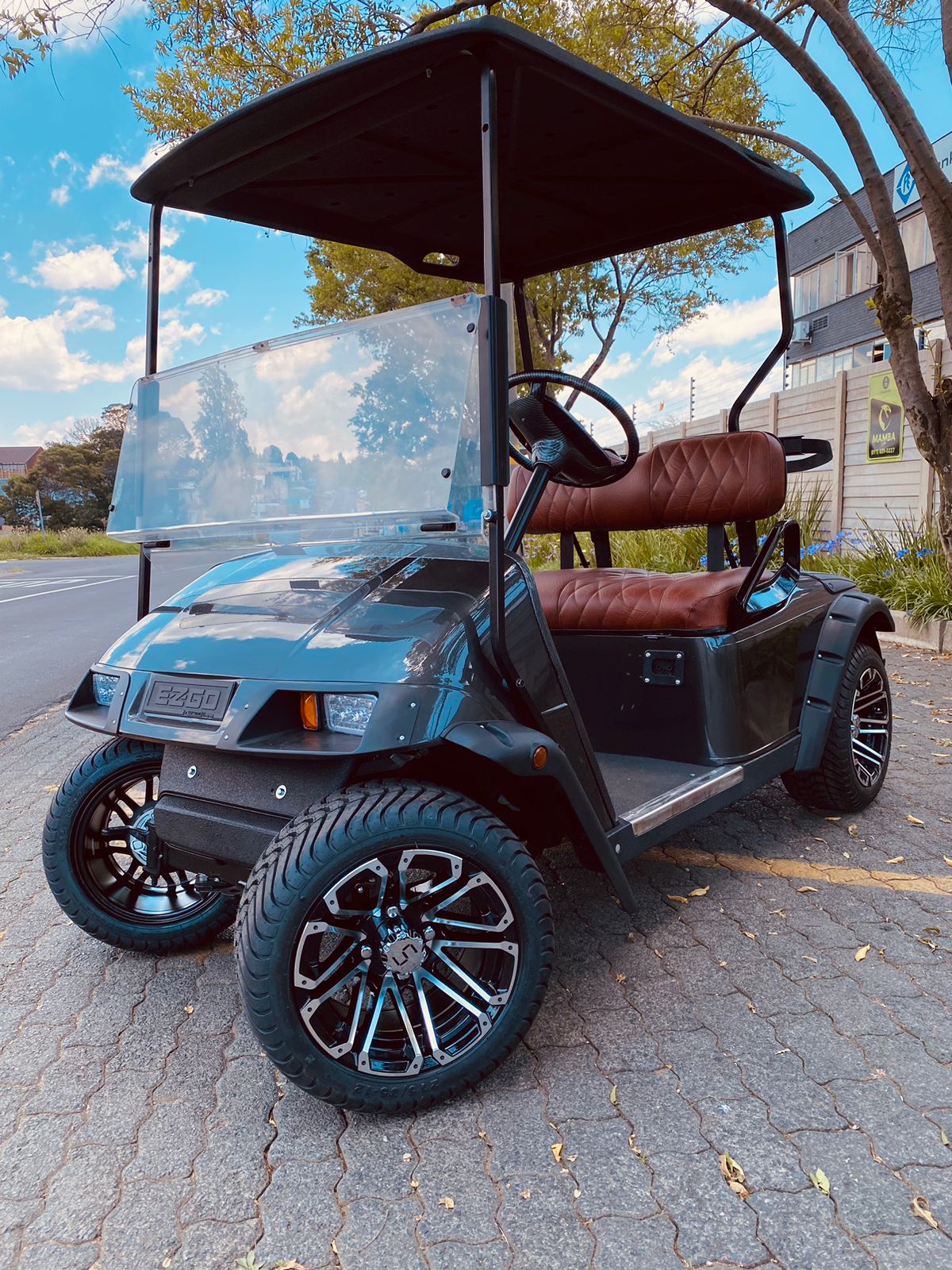 E-Z-GO TXT golf cart, grey metallic
